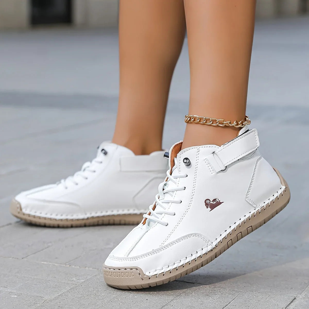 Ella – White